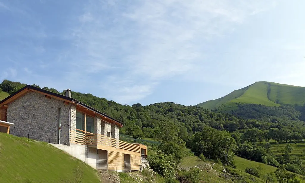 B&B Tivano Zelbio Bed & Breakfast