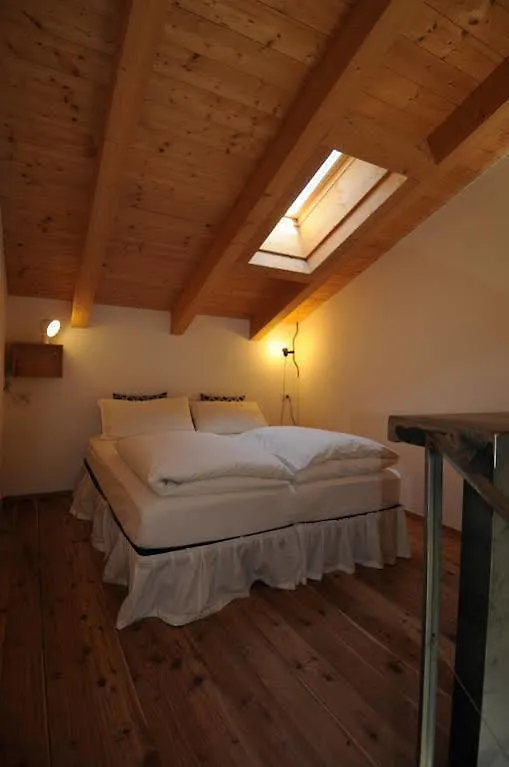 B&B Tivano Zelbio Bed & Breakfast
